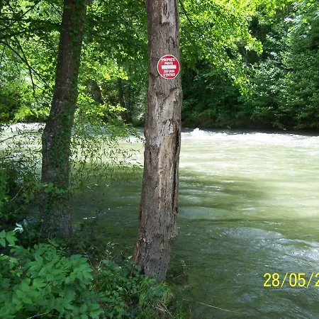 Les Rives De L'ariege 아파트 Luzenac